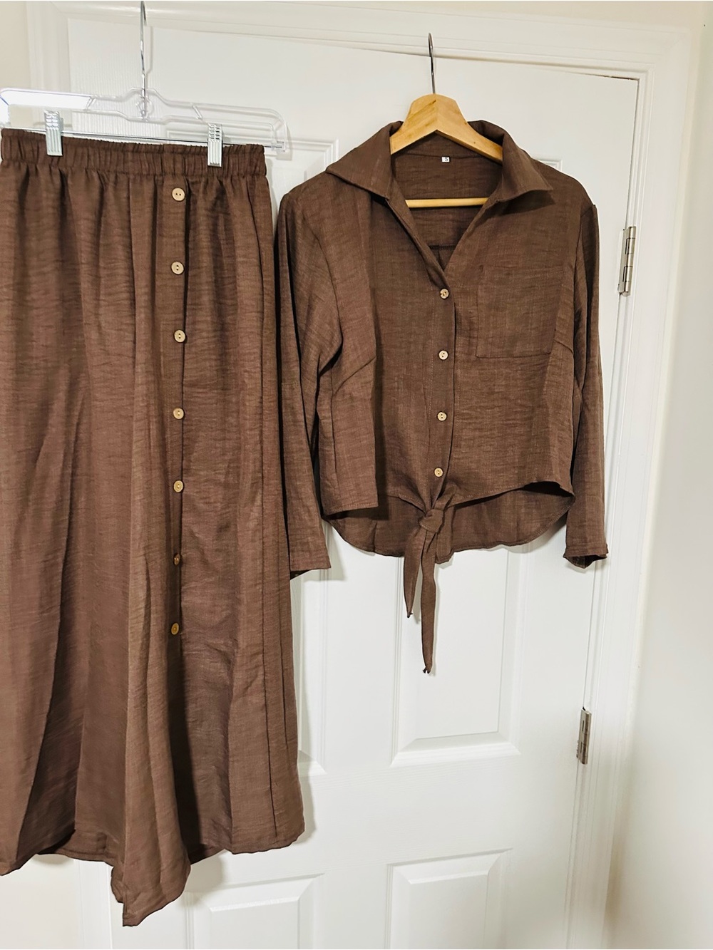 Brown Button-Front Tie-Hem Shirt & Skirt Set